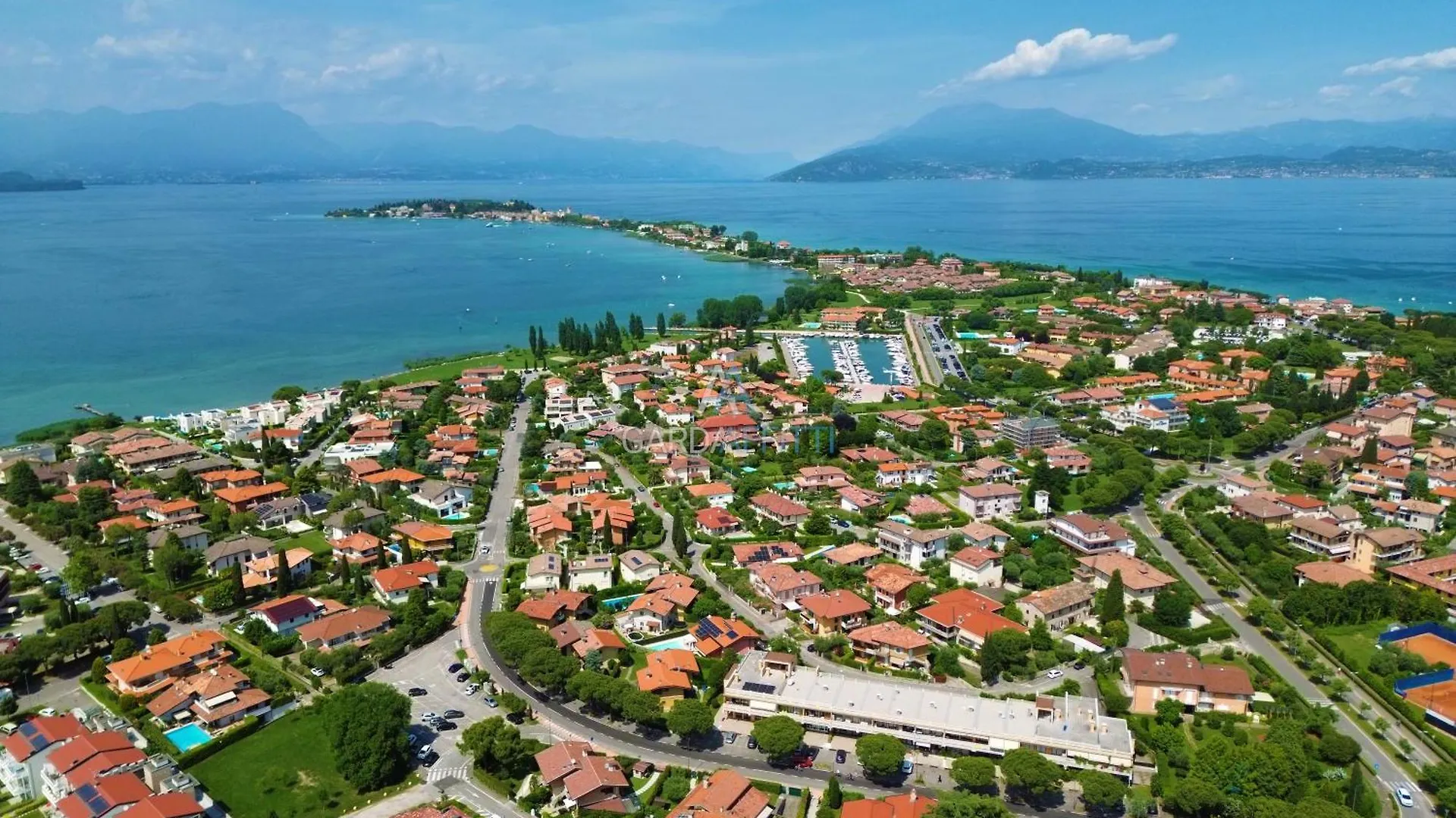 King Loft - Attico Vista Lago Sirmione 0*,  Olaszország